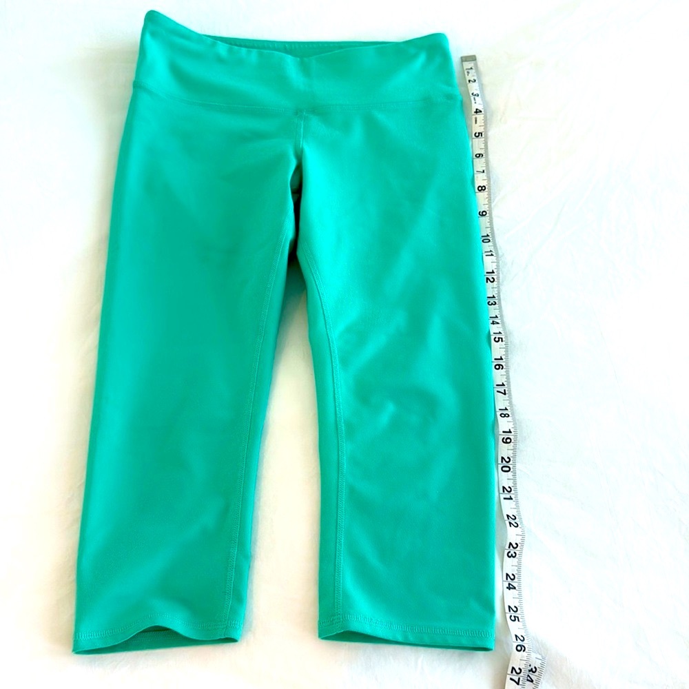 ALO Yoga Cropped Teal Leggings